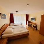 Europa Hotel 3*