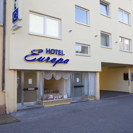 Europa 3*